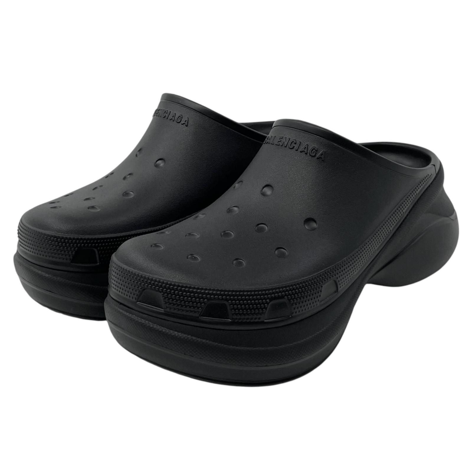【中古】BALENCIAGA | バレンシアガ CROCS MULE サンダル 靴 720857 黒いこと 大いさ：43【尾張小牧店】