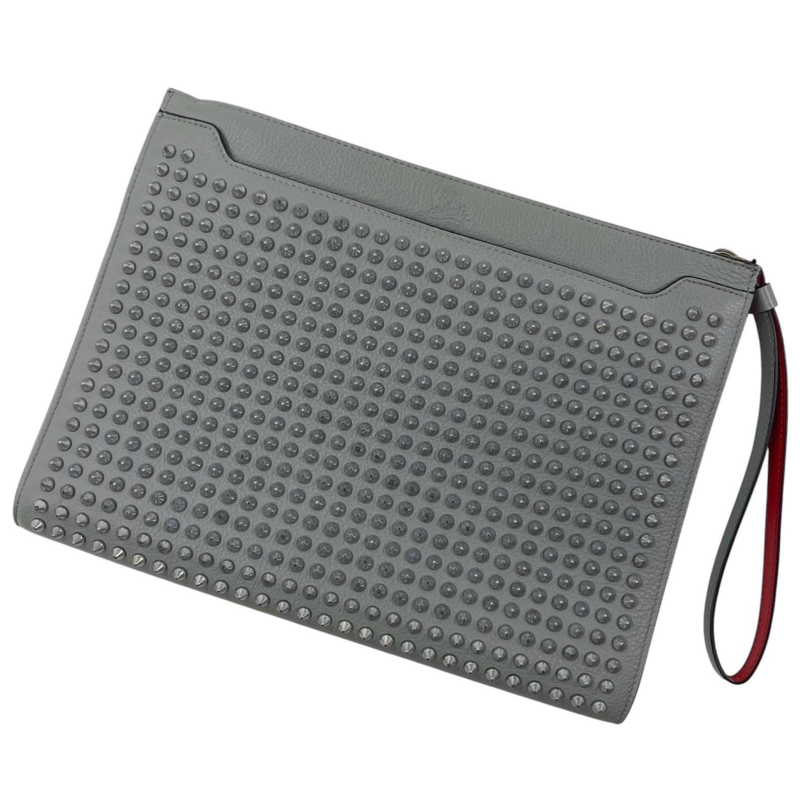 【中古】Christian Louboutin | クリスチャンルブタン スパイクスタッズ クラッチペダル御徒面子 3205225 薄墨色【尾張小牧店】