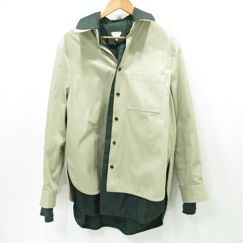 【中古】BOTTEGA VENETA | ボッテガヴェネタ ダブルレイヤードシャツ 縛長袖プルオーバー上衣 739115・V2T10 ベージュ×緑であること 大きさ：44【三重中央局】