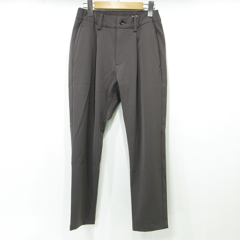 【中古】ATTACHMENT | 差し押さえ × STUDIOUS ステュディオス REGULAR FIT EASY TROUSERS レギュラーフィットイージートラウザー ストレッチタックパンツ スラックス AP42-113 薄墨色 大いさ：1【三重中央局】