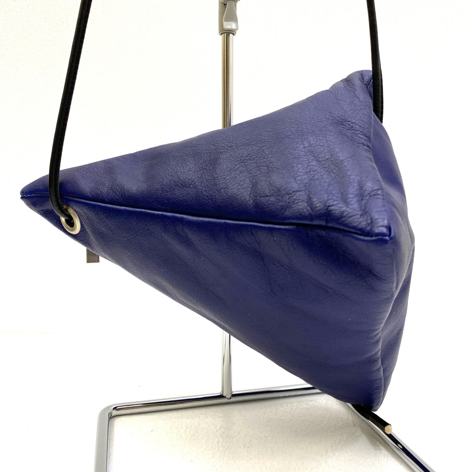 【中古】 KAWAKAWA 日本製 Pyramid Pochette ショルダーバッグ ブルー【加古川店】｜お宝市番館