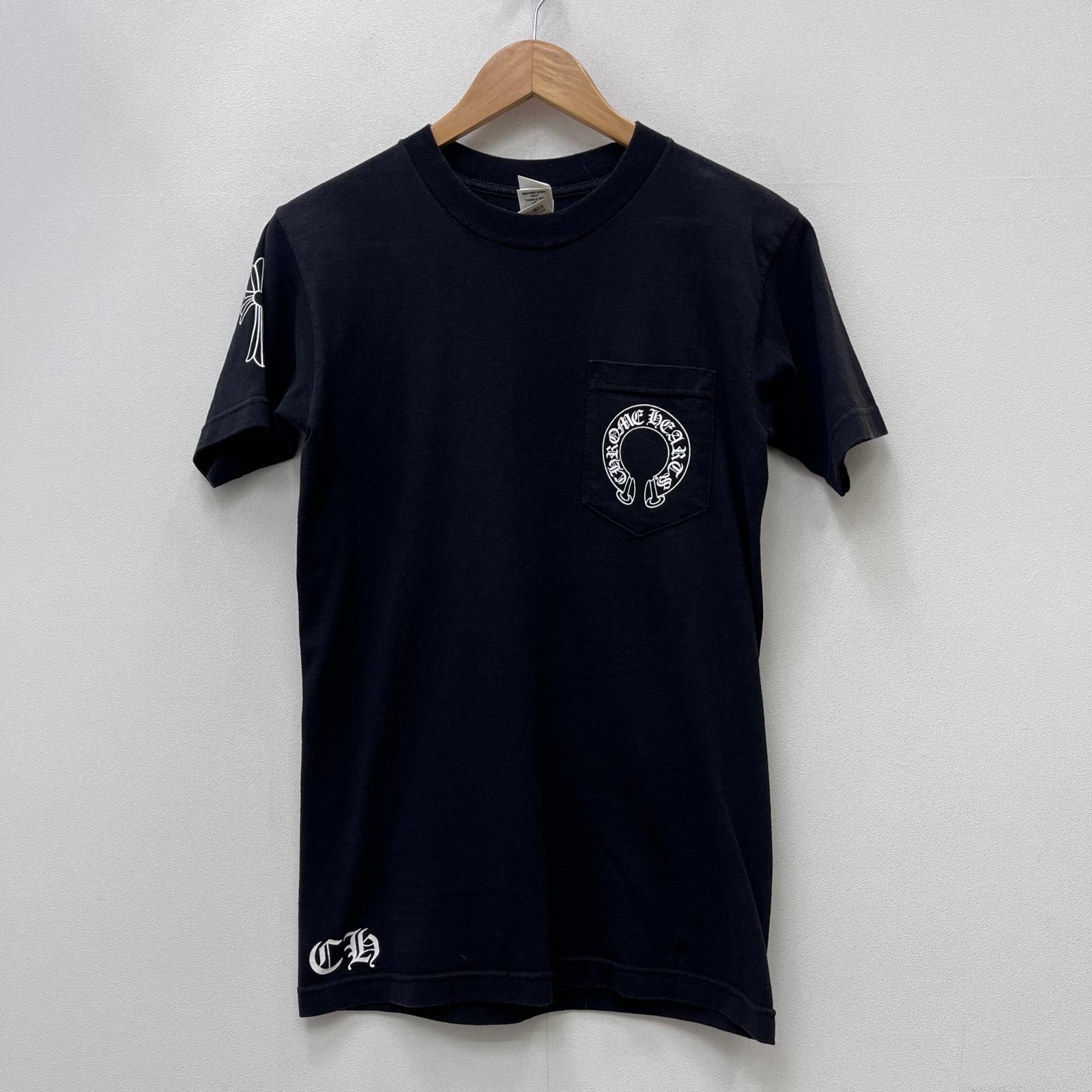 【中古】CHROME HEARTS | クロムハーツ Horseshoe Back Scroll Label 国内正規品 半袖Ｔシャツ 2212-304-0665 ブラック サイズ：S【加古川店】｜お宝市番館