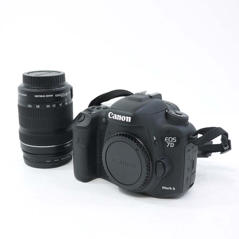 【中古】Canon/加農砲 EOS 7D Mark II 18-135粍 水晶体一揃いの道具 【家電】【動くこと突きとめる済み】