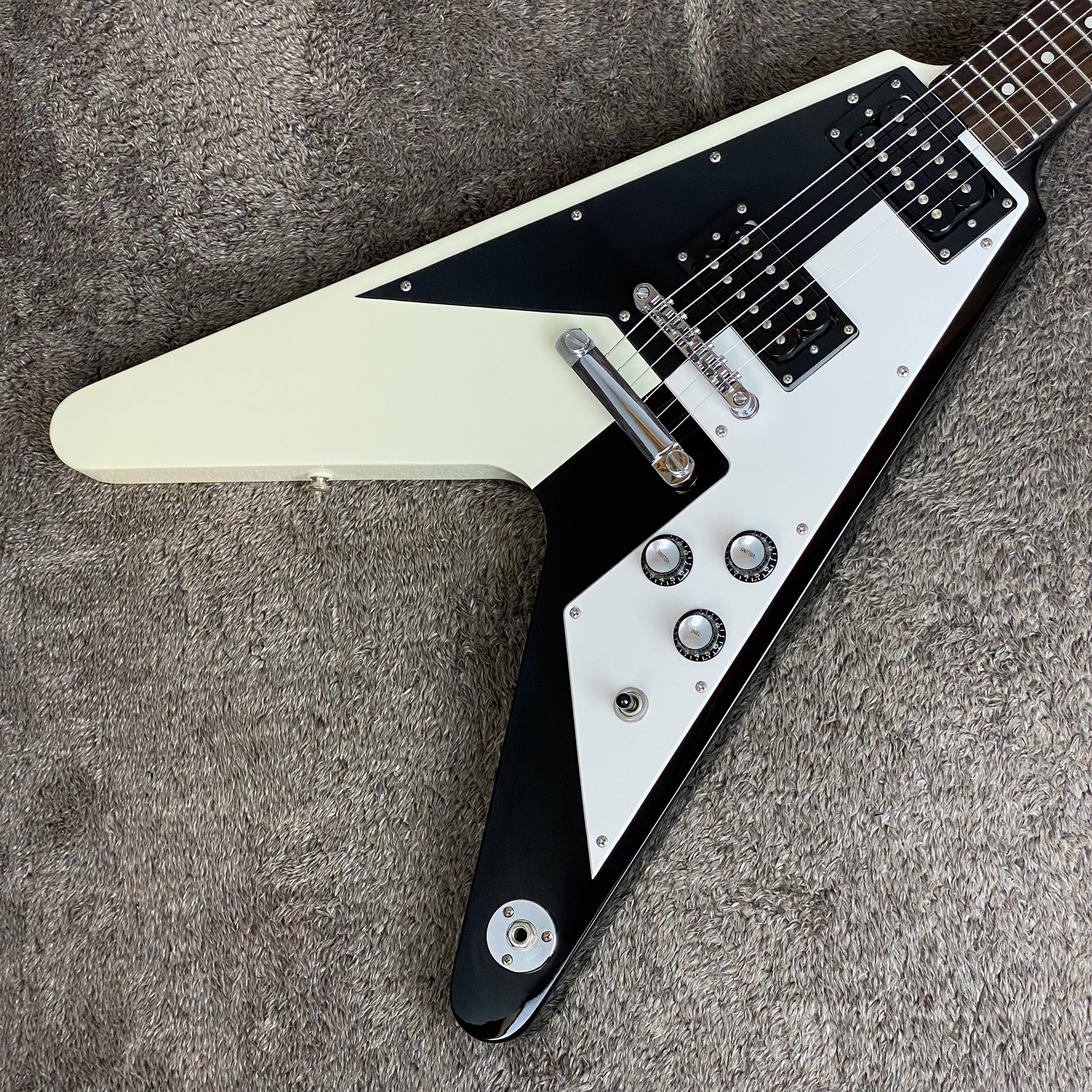 【楽天市場】【送料無料】dean Michael Schenker Retro【中古】【楽器 ｴﾚｷｷﾞﾀｰ Dean ディーン Michael Schenker Retro マイケル