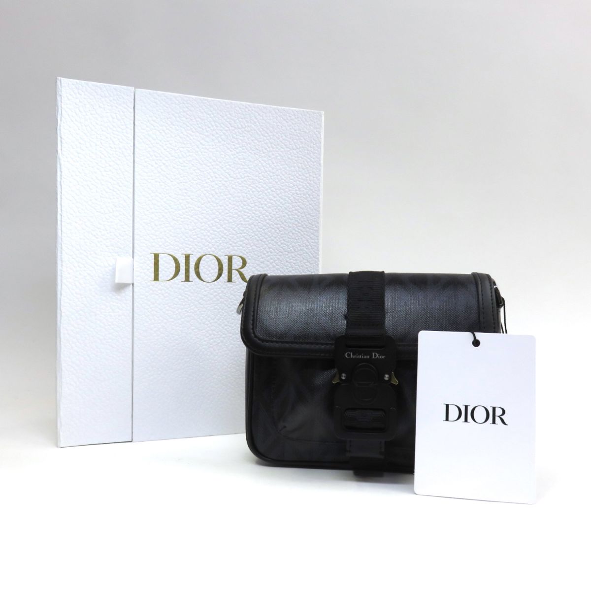Dior ディオール Hit the Road フラップ付き メッセンジャーバッグ ミニ 2ESCA458CDP_H43E CDダイヤモンド ショルダーバッグ