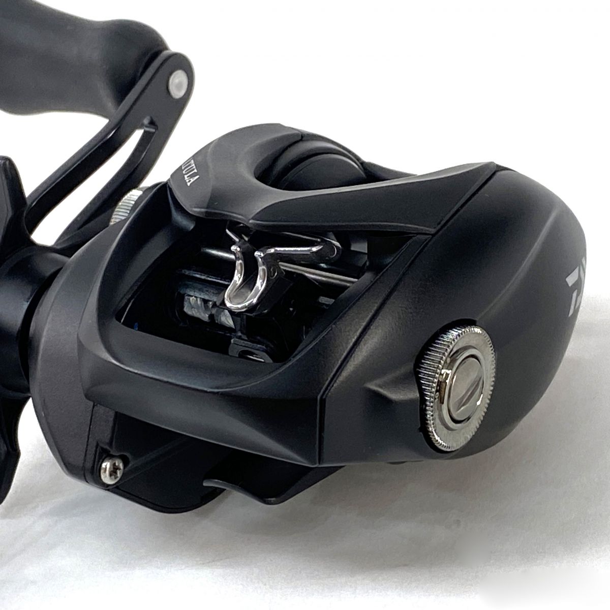 DAIWA ダイワ 25 TATULA タトゥーラ TW 200XH 00630172 右手持ち部分 ベイトリール ※中古