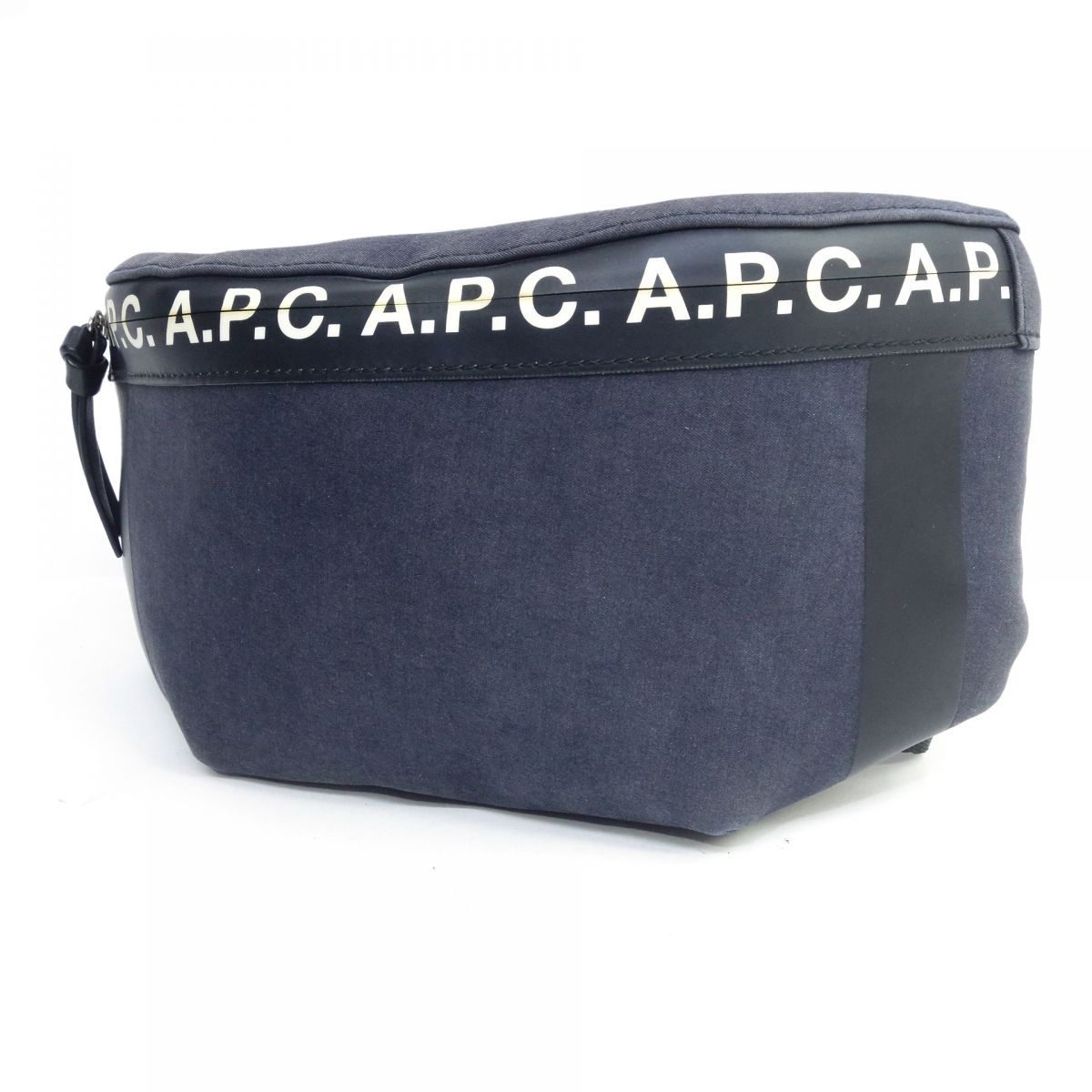 楽天市場】APC A.P.C. アーペーセー PAADY H62167 Camden ヒップ