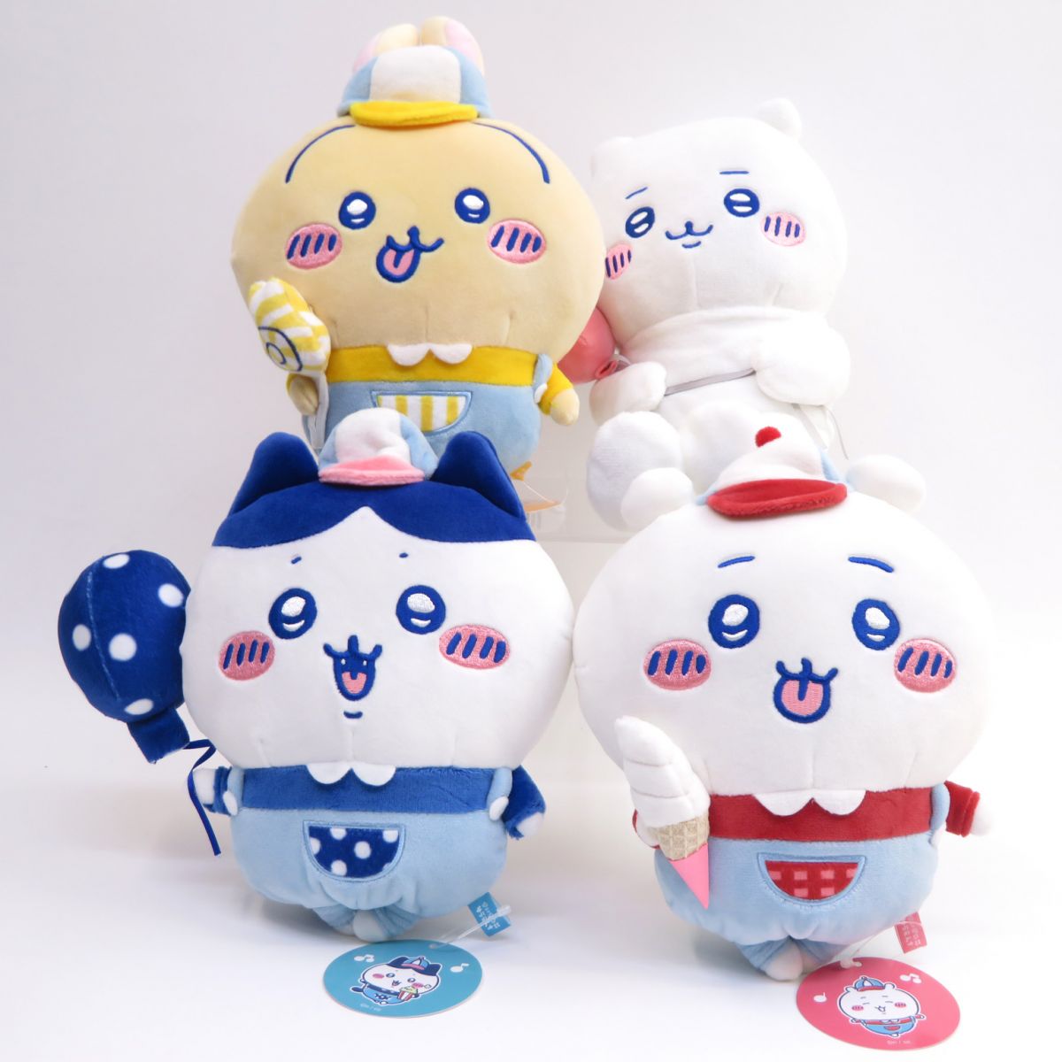 楽天市場】グレイ・パーカー・サービス ちいかわ サンタさんだ