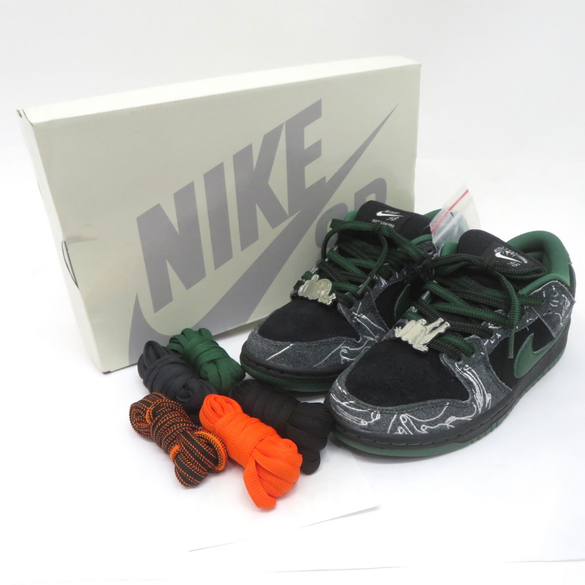 楽天市場】There Skateboards Nike SB Dunk Low Pro Anthracite and