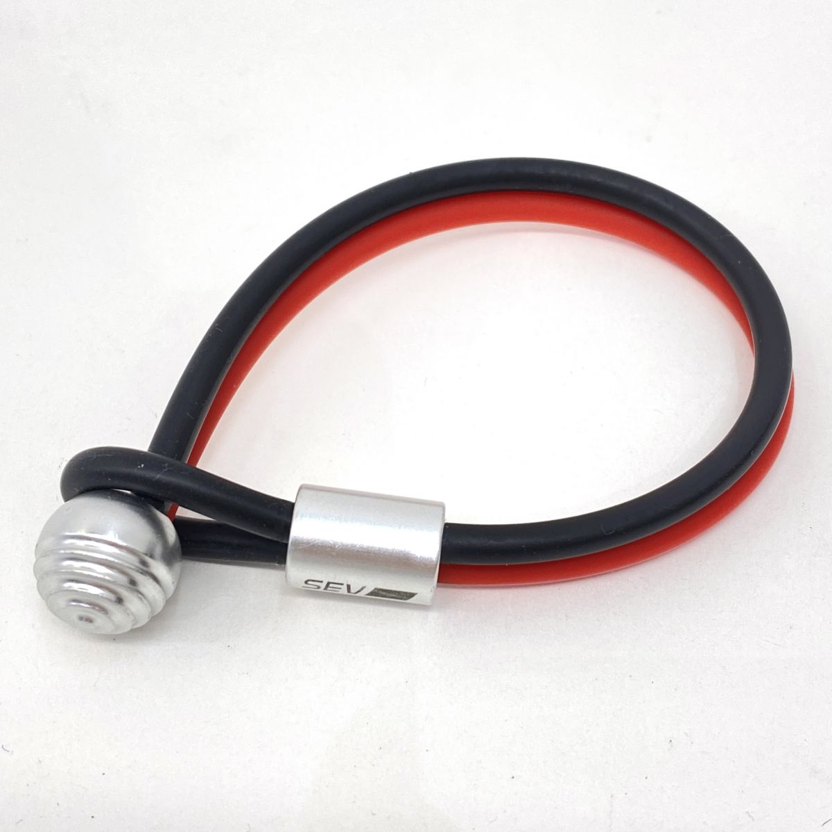 SEV セブ ルーパーブレスレット2 黒いこと/赤いこと 全長21珊 ※中古