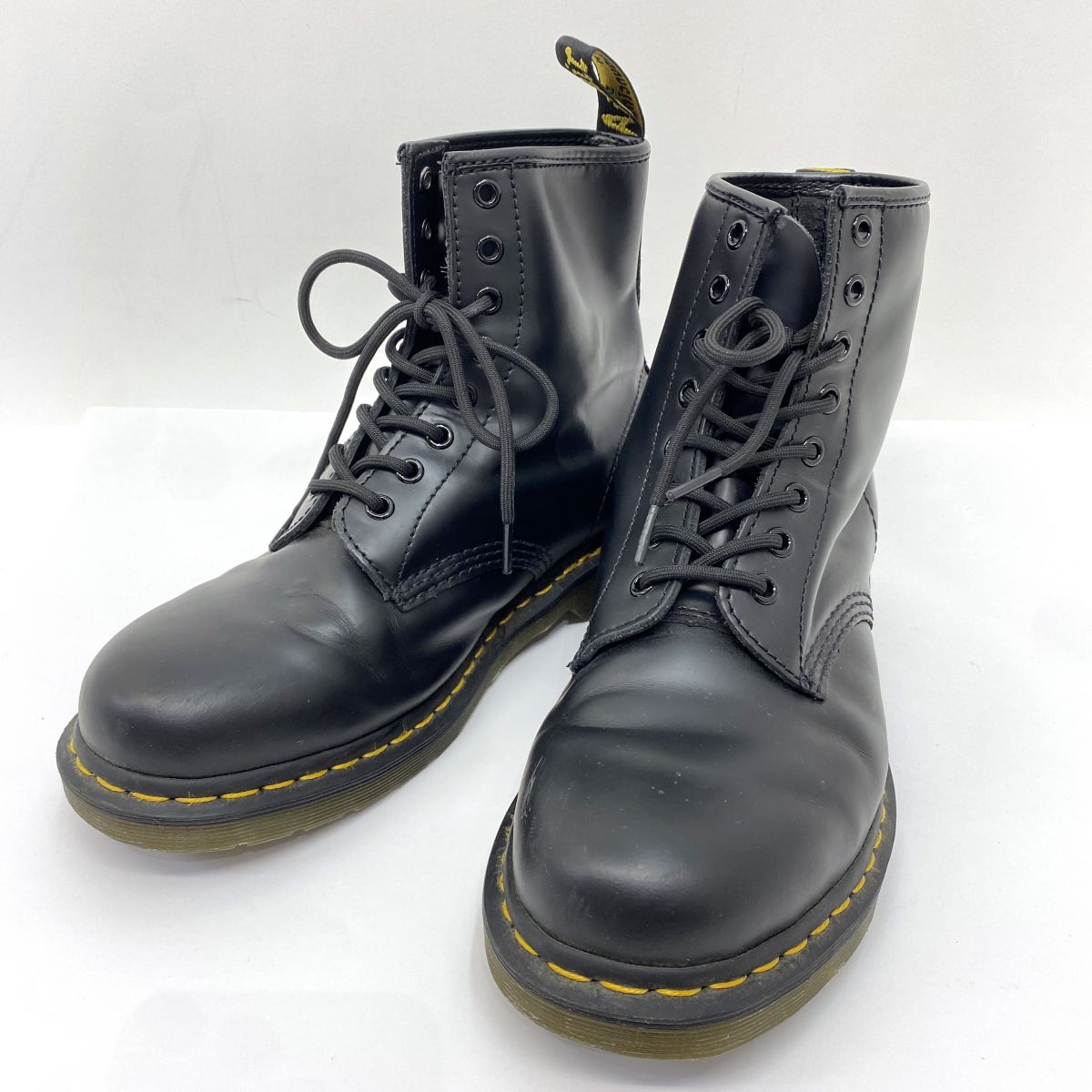 Dr.Martens 御医者さんマーチン 8大広間 ブーツ UK8 27糎 11822 黒いこと 箱無 ※中古
