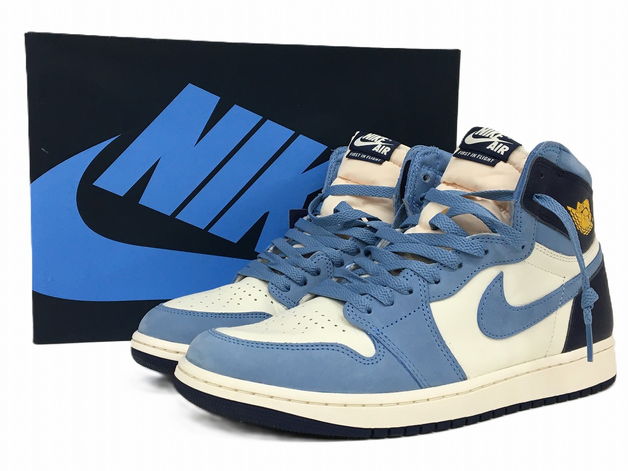 楽天市場】NIKE WMNS AIR JORDAN 1 HI OG FIRST IN FLIGHT
