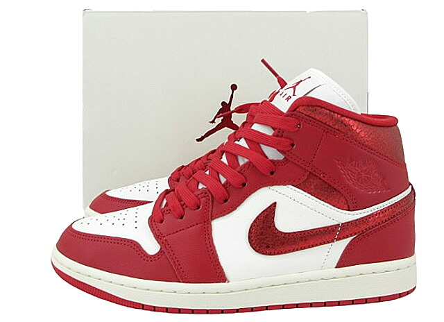 【中古】NIKE “ナイキ” WMNS AIR JORDAN 1 MID SE \"SAIL/VARSITY RED-TEAM RED\"" ウィメンズ エアジョーダン1 ミッド セイル/バーシティレッド/野球クラブ赤いこと HJ9337-106 スニーカー 26.5糎【鹿児島店】"