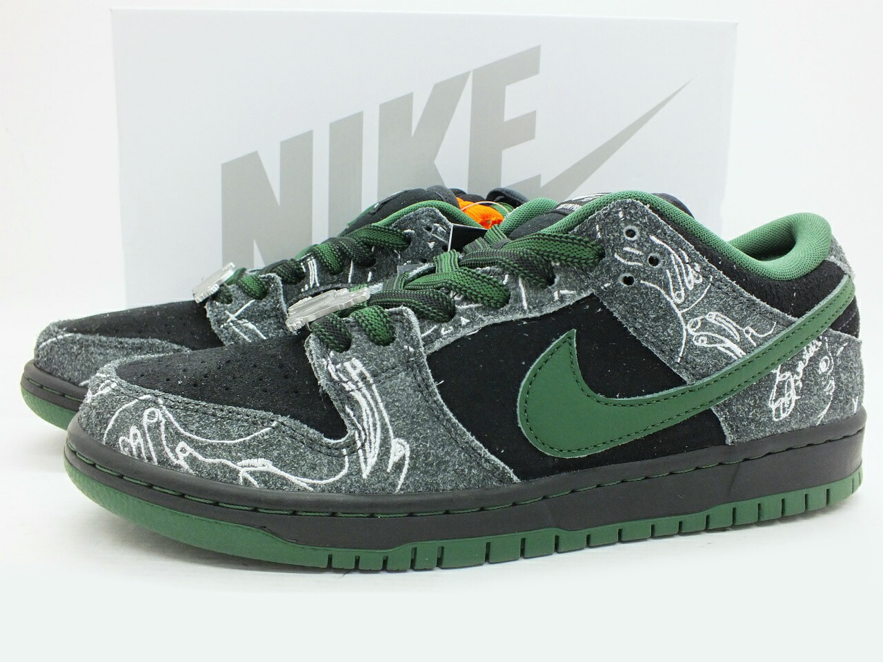未使用品　Nike　SBダンク レオベーカーモデル ハイカットスニーカー 緑/黒 国内販売中】 ナイキ SB ダンク ハイ プロ 