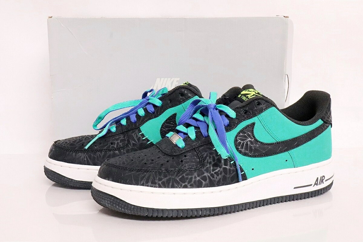 【中古】【箱型番違い】NIKE AIR FORCE 1 