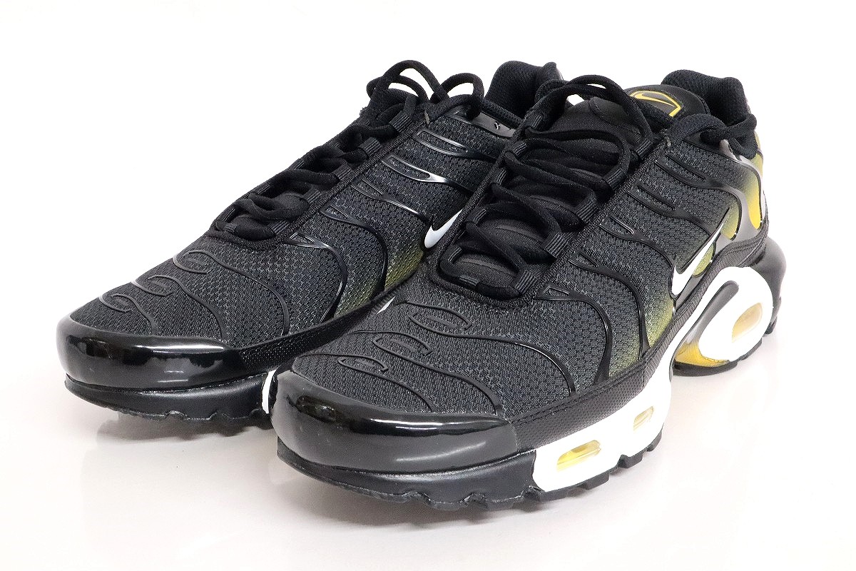 靴 NIKE AIR MAX PLUS Nike Air Max Plus スニーカー | ブラック | FARFETCH JP