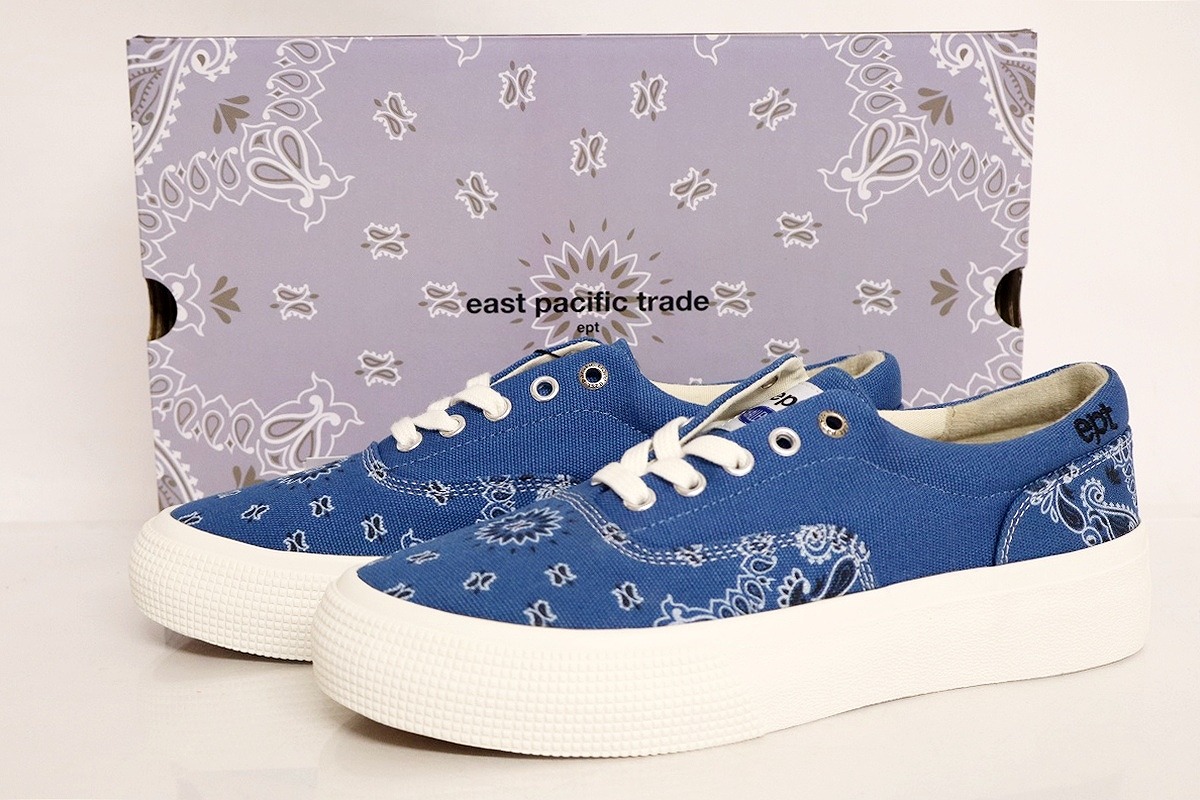 【未当てはめる】CHALLENGER×ept BANDANA SNEAKERS 26糎 \