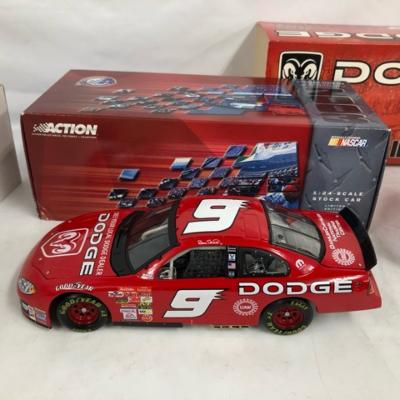 1/24 Bill Elliott #9 Dodge 2003 Intrepid R/T Total Production of 8,856 海外製【中古】ホビー モデルカー 53HSSS23260