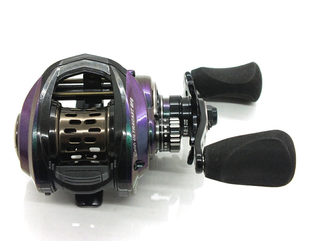REVO ビッグシューターコンパクト　　中古　アブガルシア　ベイトリール Amazon | アブガルシア(Abu Garcia) ベイトリール REVO ビッグ