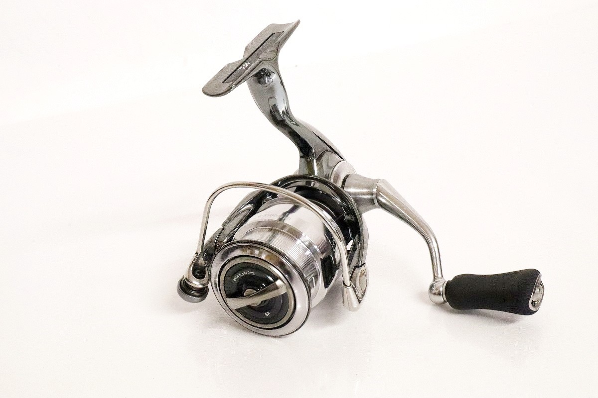 DAIWA - 【中古/極上品】 ダイワ 22 イグジスト SF 2000SS-H   /Q155M 2025年最新】イグジスト sf 2000の人気アイテム - メルカリ