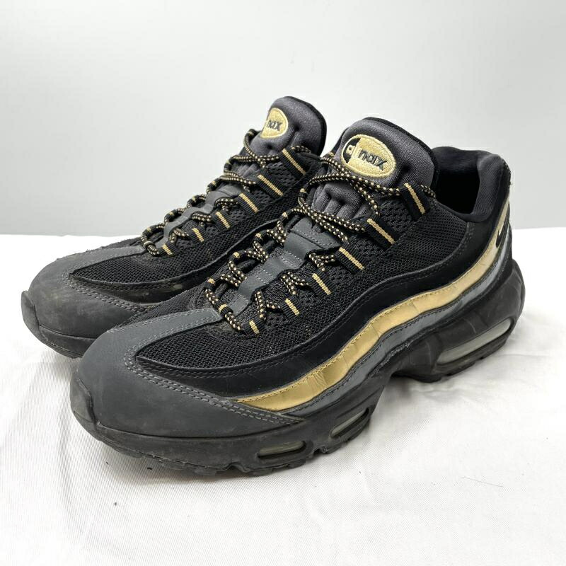 【中古】Nike Air Max 95 \"Black/Metallic Gold\"" 大きさ28.5糎 黒いこと ゴールド スニーカー ナイキ 大気圏マックス95[17]"