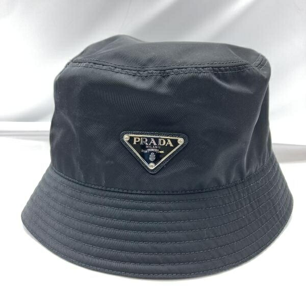 【中古】PRADA 井戸釣瓶かぶり笠 黒いこと Re-Nylon 1HC137 2DMI 大きさL プラダ[19]