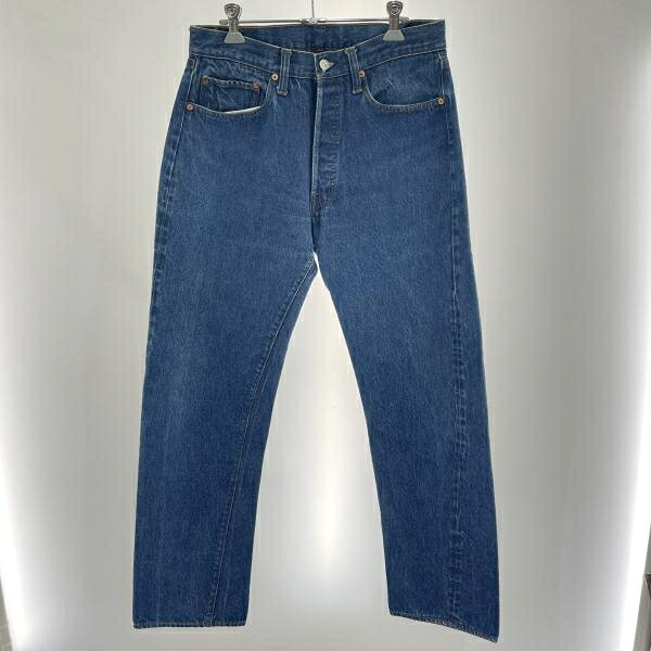 【中古】ヴィンテージLEVI'S 501 66後期 デニムパンツ W33L36 トップボタン裏刻印なし 両面スモールe 均等V チェーンステッチ トップボタン横平行ステッチ 赤耳 青[91]