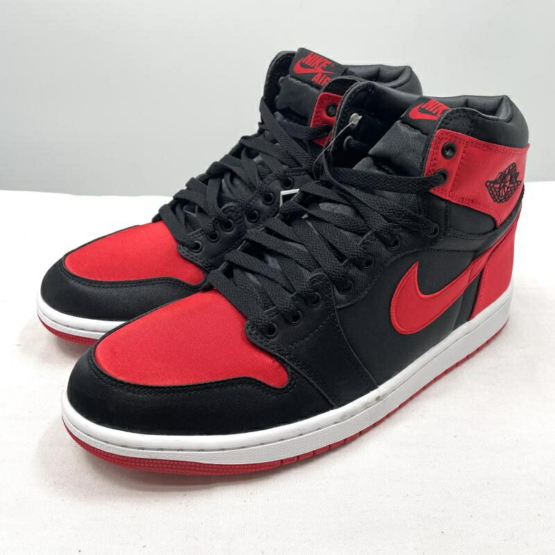 【中古】NIKE AIR JORDAN 1 Retro High OG \"Satin Bred\"" 黒いこと/赤いこと 28.5糎 FD4810-061 ナイキ エアジョーダン1[17]"