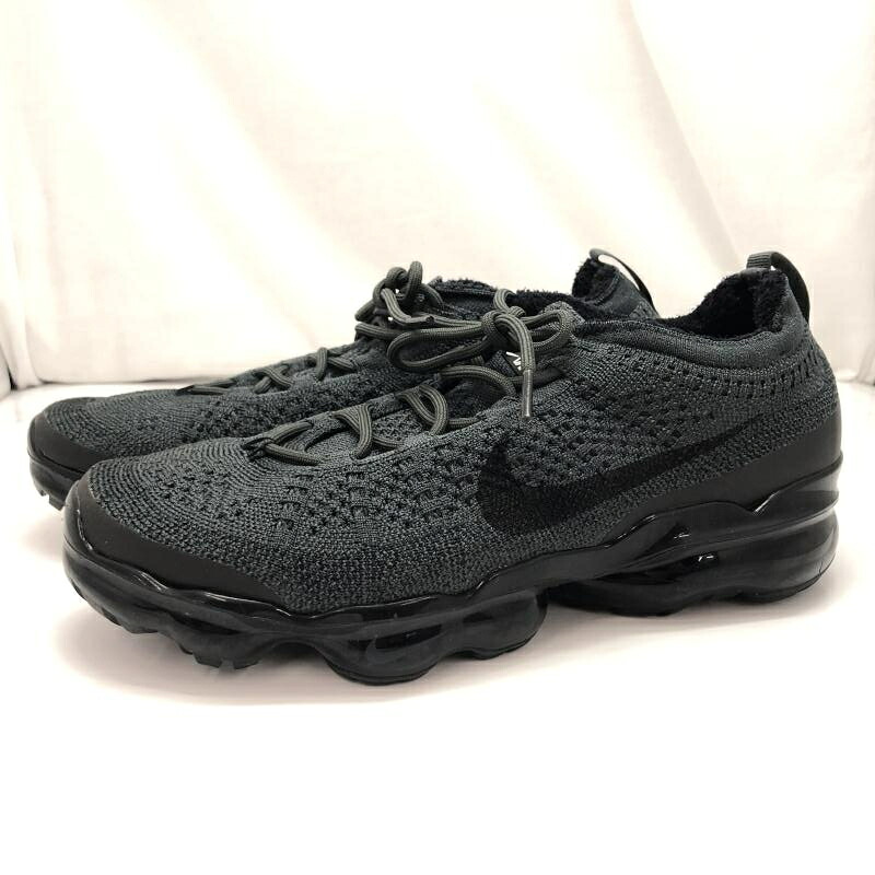 【中古】NIKE AIR VAPORMAX 2023 FLYNKIT DV1678-006 大きさ26糎 ナイキ[91]