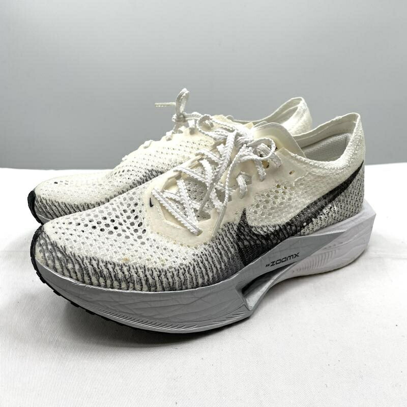 【中古】NIKE VAPOR FLY3 大いさ25.5糎 黒いこと 白いこと スニーカー ナイキ ヴェイパーフライ[17]