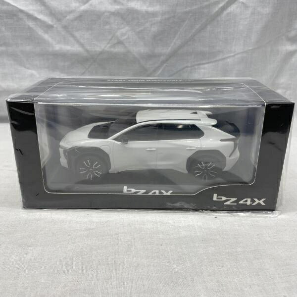 【中古】bZ4X ﾐﾆｶｰ 1/30 089 ﾌﾟﾗﾁﾅﾎﾜｲﾄﾊﾟｰﾙﾏｲｶ(2)[91]