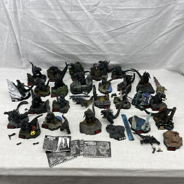 【中古】ゴジラ 名鑑シリーズ 26体 詰め合わせ[91]｜お宝創庫