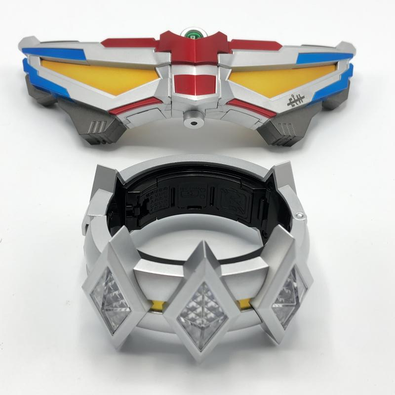 中古 バンダイ Ultra Replica ウルトラゼロアイ ウルトラゼロブレスレット ウルトラマンゼロ 10 Melillimona Com