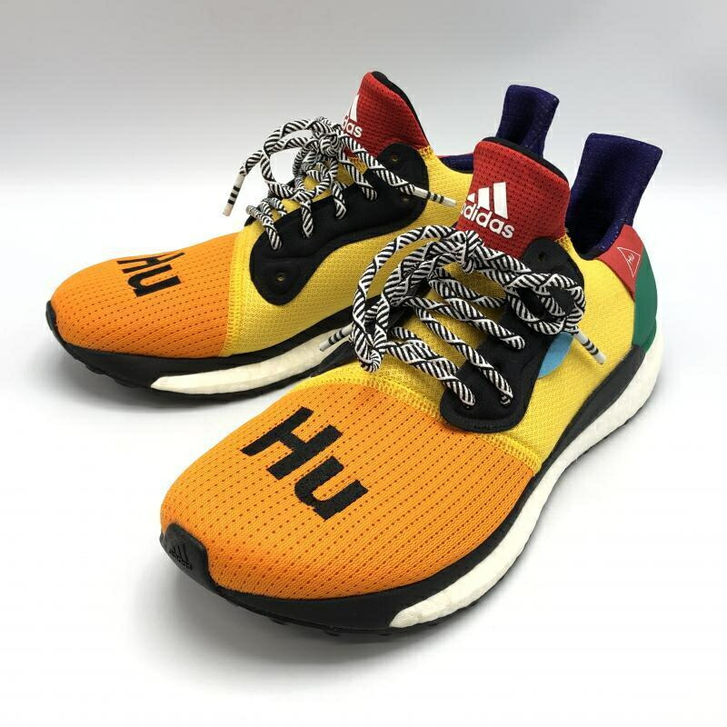 2022年のクリスマスの特別な衣装 adidas アディダス × Pharrell