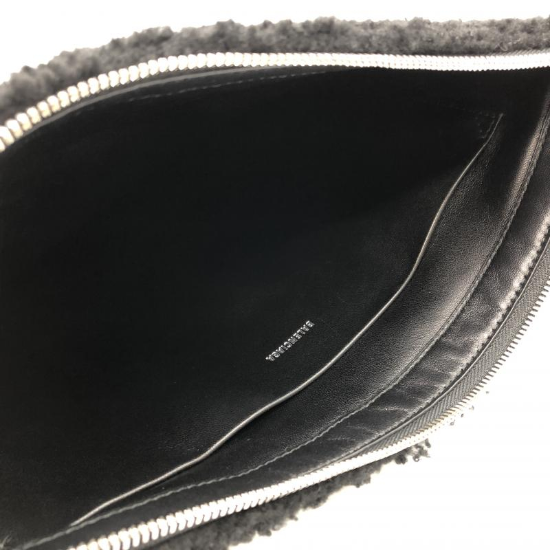 BALENCIAGAバレンシアガ ムートンクラッチバッグ | eclipseseal.com