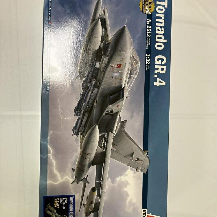 【中古】ﾋｺｳｷ）25425 1/32 トーネード GR4(パイロット人形付き)[90]｜お宝創庫