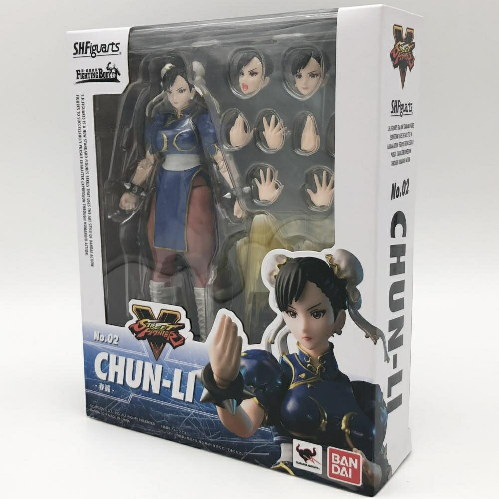 SHFiguarts サガット　ストリートファイターV フィギュアーツ Amazon | Street Fighter V: Sagat, Bandai S.H.Figuarts