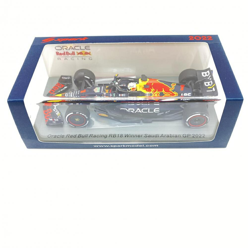 【中古】【開封】1/43 Oracle Red Bull Racing RB18 Winner Saudi Arabian GP 2022 w/Pit Board Max Verstappen #1[95] 車-乗り物のおもちゃ
