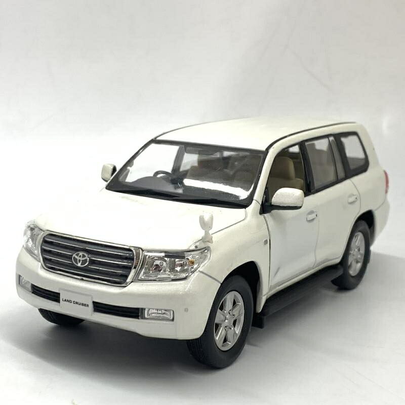 【中古】1/30 LAND CRUISER カラーサンプルミニカー ホワイトパール　クリスタルシャイン[10]｜お宝創庫 9,386円