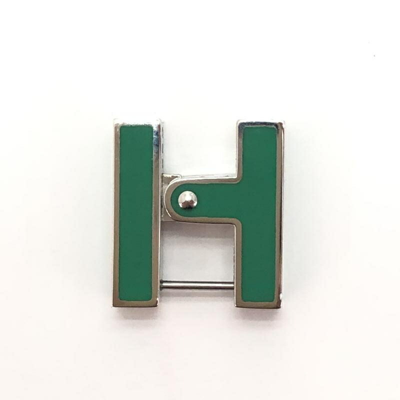 【男性も輝く！都会派ジュエリー】HERMES Sabot 片耳ピアス 男性も輝く！都会派ジュエリー】HERMES Sabot 片耳ピアス