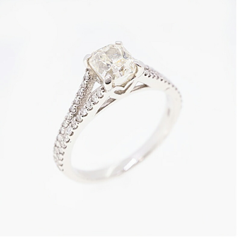 【jv439】 リング Pt900 プラチナ ダイヤモンド イエローダイヤモンド 1.012ct/0.26ct 12.5号 未使用【中古】レディース