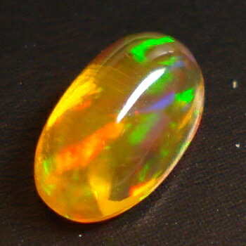 【オーロラを閉じ込めた石】メキシコオパールオーバルカボション 約0.64cts|PedraMercado