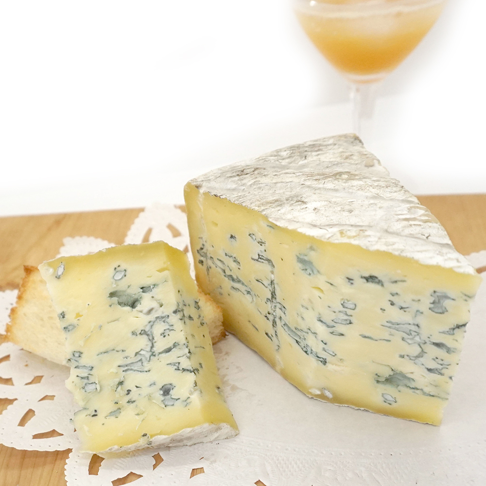 青カビ チーズ ブルー デュ ヴェルコール 最大95％オフ サスナージュ フランス産 約300g 送料無料カード決済可能 ブルーチーズ 無殺菌乳 金曜日発送 毎週水