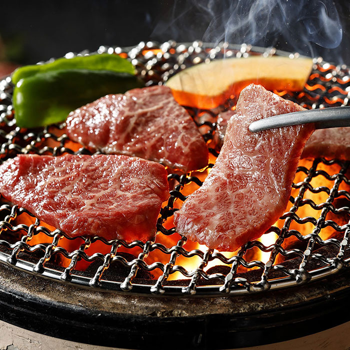 マラソン期間 エントリーでP10倍！松阪牛 焼肉希少部位(ミスジ・ウワミスジ・クリ 各120g 計360g） ブランド牛 牛肉 すき焼き肉 霜降り 国産 牛肉 国内産 BBQ キャンプ バーベキュー 年末年始 父の日 母の日 ギフト｜おとなの週末　お取り寄せ倶楽部