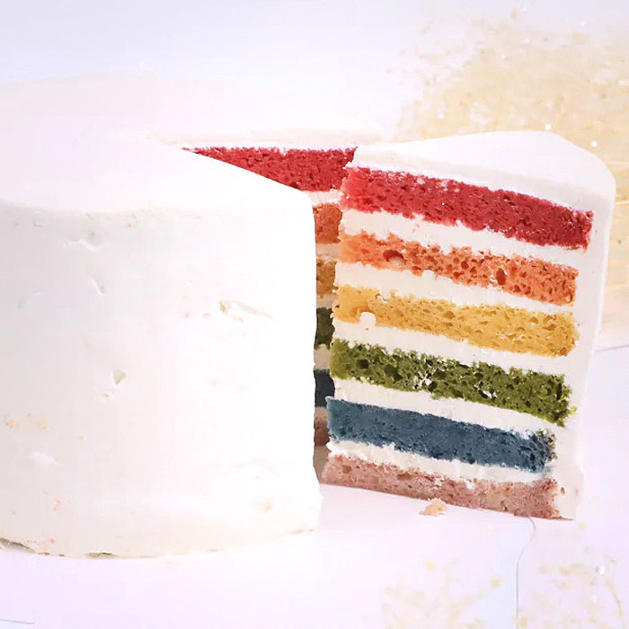夢幻レインボーケーキ(6号サイズ) 虹色 誕生日ケーキ バースデーケーキ 6号 記念日 お祝い お取り寄せスイーツ 冷凍ケーキ ギフト
