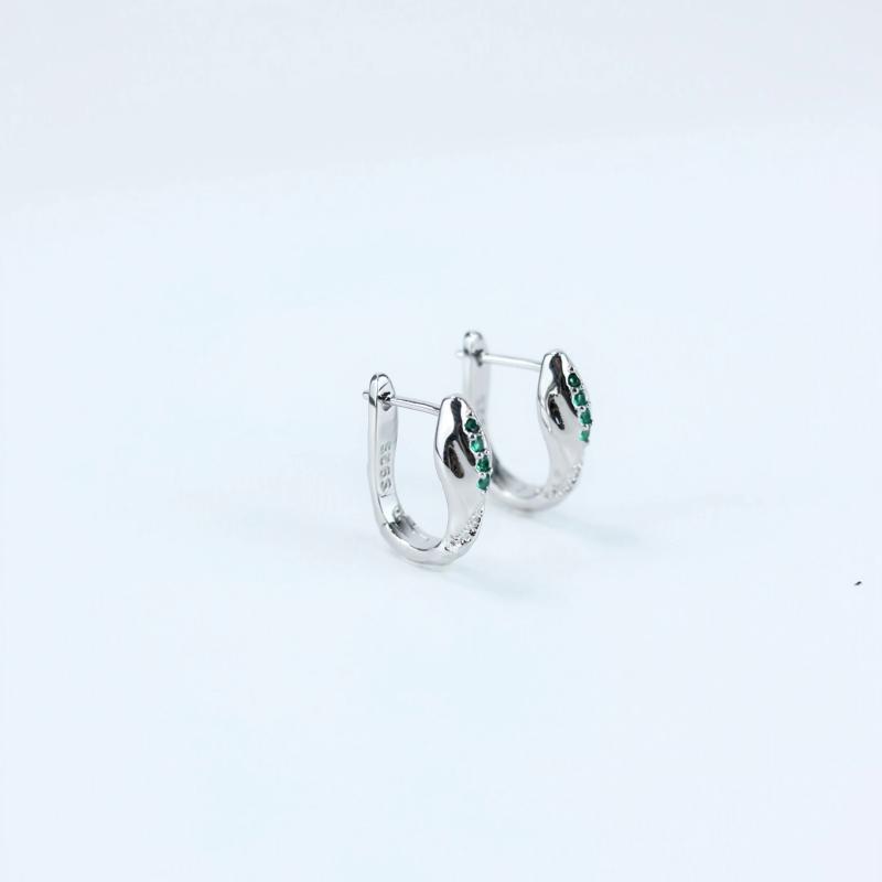 ピアス おしゃれ ヘビ メンズ レディース カップル お揃い スターリングシルバー S925 カジュアル 普段使い 爬虫類 アクセサリー 個性