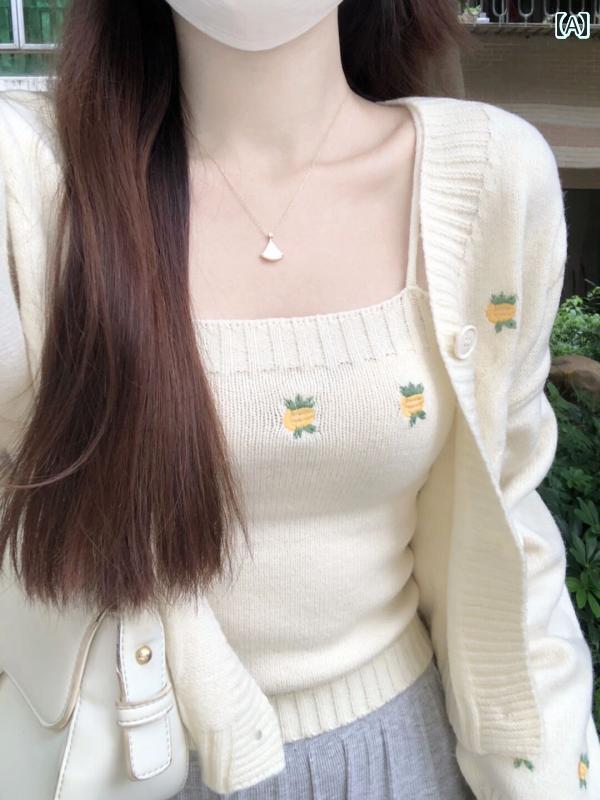 アンサンブル レディース 韓国 春 カーディガン キャミソール トップス インナー 2点セット 刺繍 長袖 ニット ショート丈 日焼け防止 シンプル おしゃれ アプリコット 青