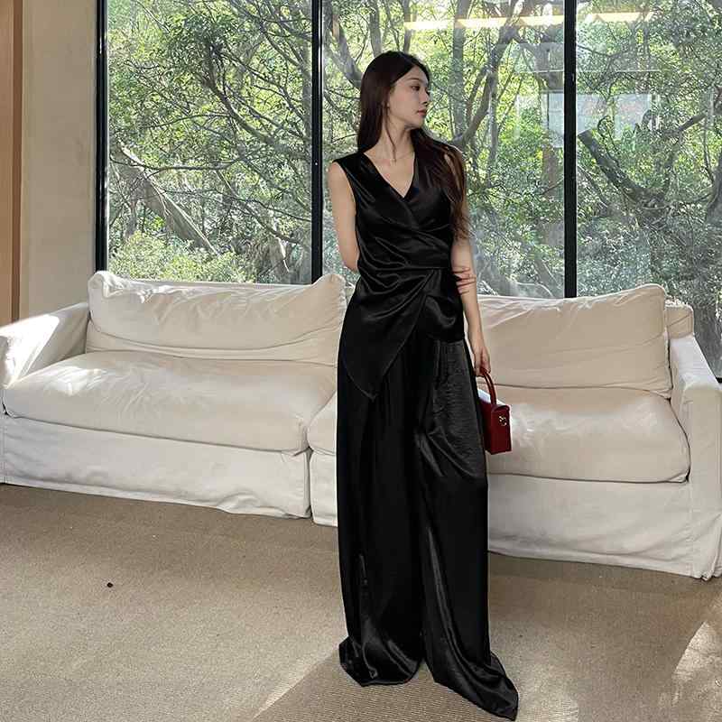 セットアップ レディース 黒 Vネック トップス ワイドパンツ 半袖 2点セット|おうち健康生活
