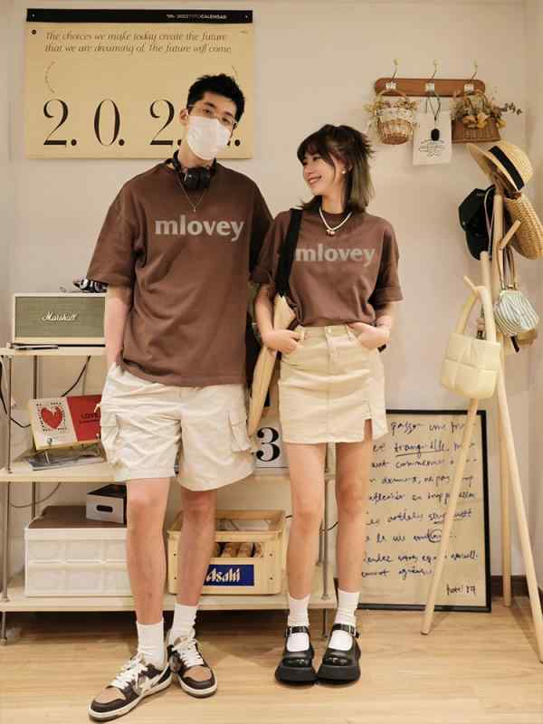 Tシャツ カップル ペアルック 春夏 半袖 ゆったり 大きめシルエット 同色系 クルーネック コットン 高級感 セットアップ 韓国風 普段使い