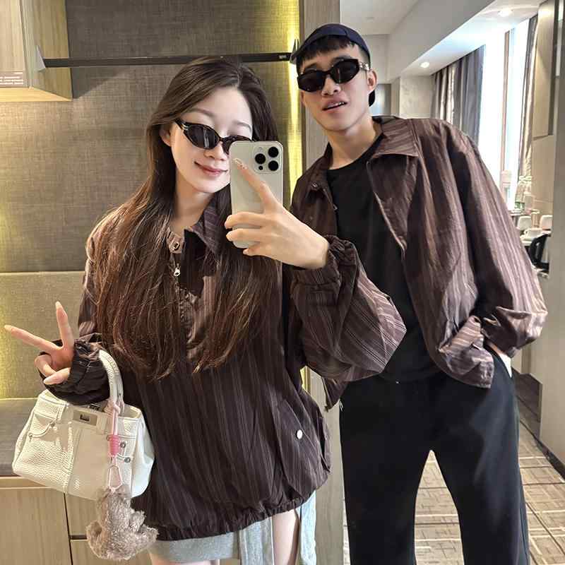 シャツジャケット 男女兼用 レトロ ブラウン ストライプ柄 長袖 ジップアップ ゆったりとしたシルエット 襟付き 高級感 シワになりにくく お手入れ簡単 普段使い カジュアル 春秋